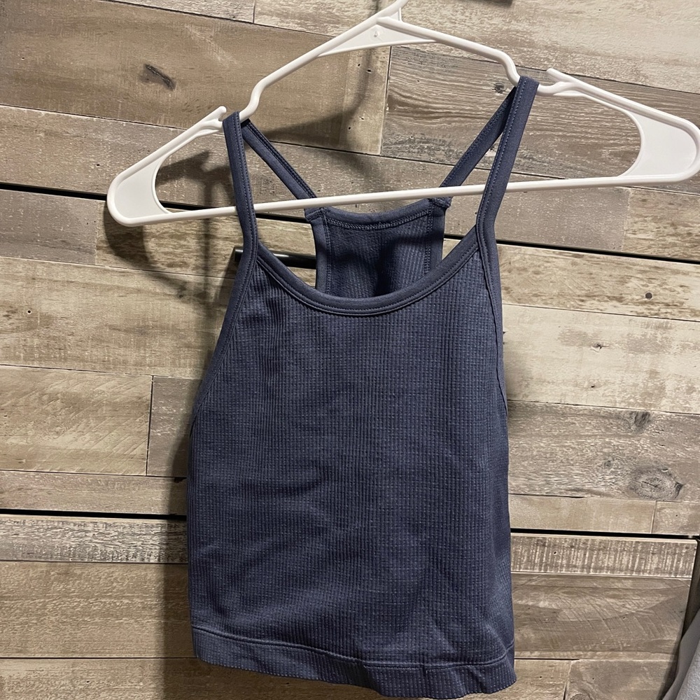 tank top bundle, both in perfect condition